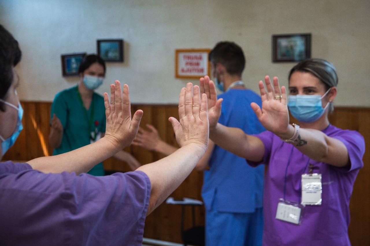 Measuring the impact of arts on people with burnout symptoms among hospital staff